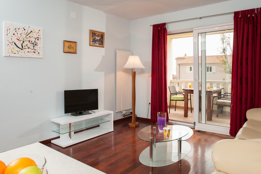 Apartments Tino Makarska Rom bilde