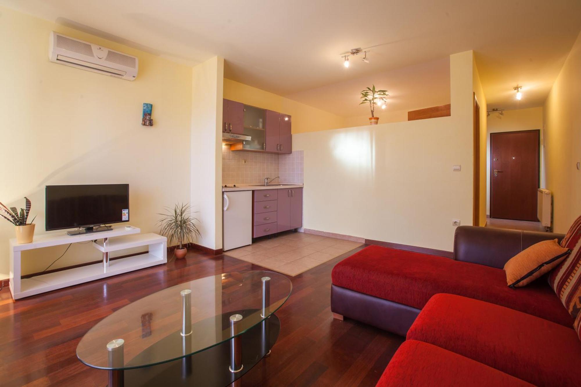 Apartments Tino Makarska Rom bilde