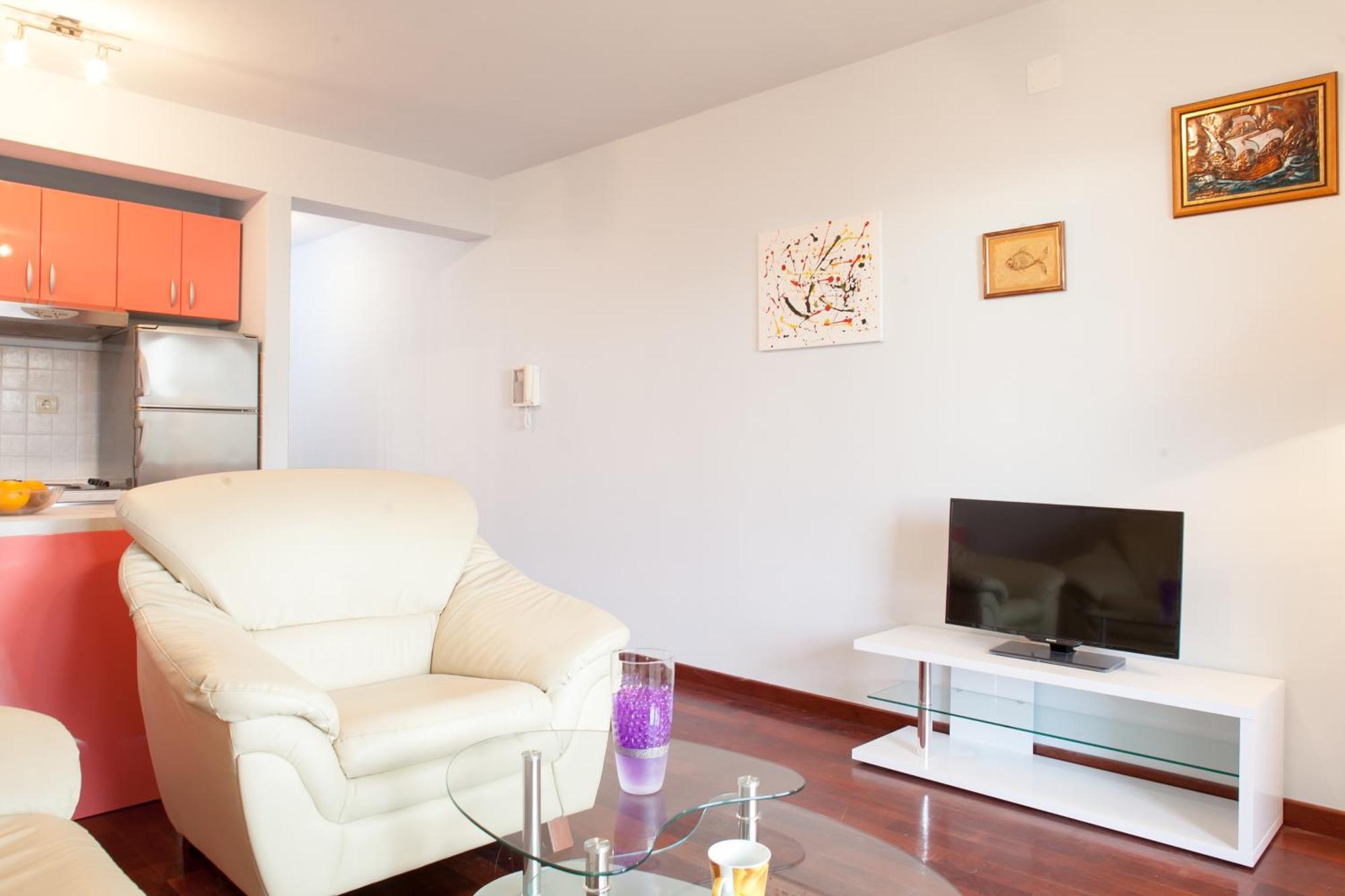 Apartments Tino Makarska Rom bilde